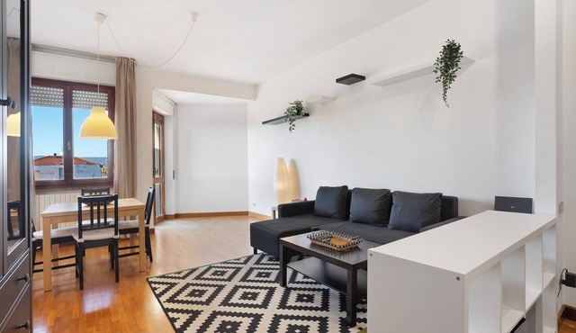 Apartment 'Appartamento Mare Marina Di Carrara' with Sea View, Private Terrace and Wi-Fi