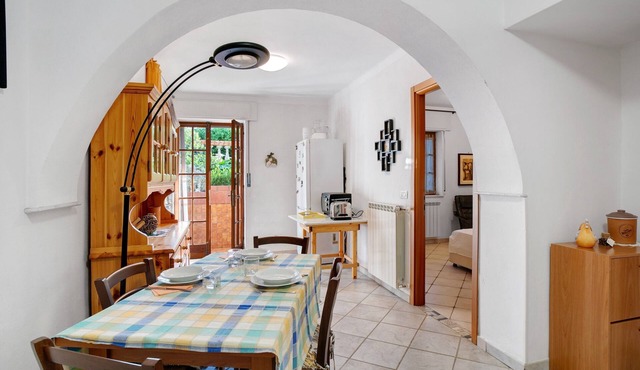 Apartment 'Casa Di Lo' with Private Terrace and Wi-Fi