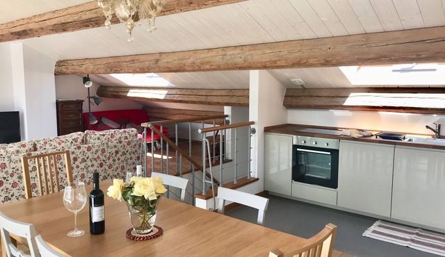 Apartment Dora, 300 meters from the sea in a completely renovated farmhouse