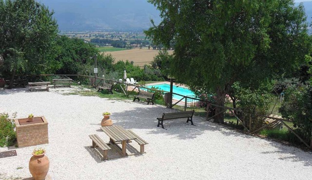 Apartment 'Edera' with Shared Pool, Wi-Fi and Air Conditioning