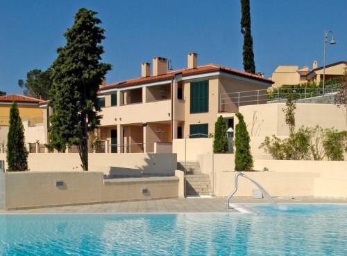 Apartment in Cogoleto with pool