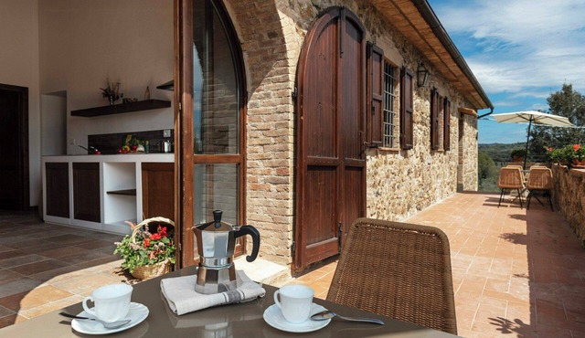 Apartment in farmhouse with terrace in Maremma
