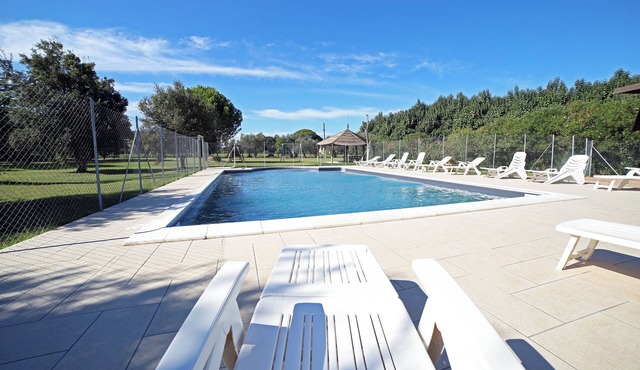 Apartment with pool in a family farmhouse on the Tuscan coast.
