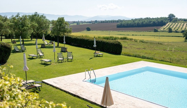 Apartment 'Magazzino 2 Classic' with Shared Pool, Wi-Fi and Air Conditioning
