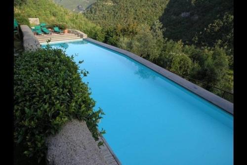 Apartment Sleeps 3 with Garden Terrace