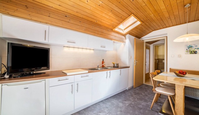 Apartment 'Typ A Pöder's Haus' with Mountain View, Shared Garden and Wi-Fi