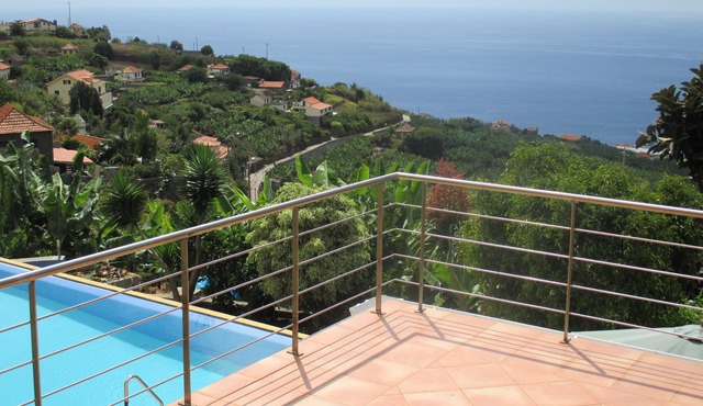 Apartment with sunny south west location and sea view, scenic, large terraces