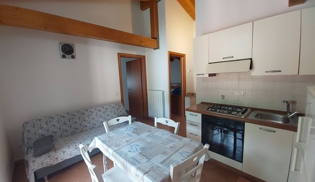 Appartamenti Enrica /Just 400 m away from the sea , new flat for 4 people