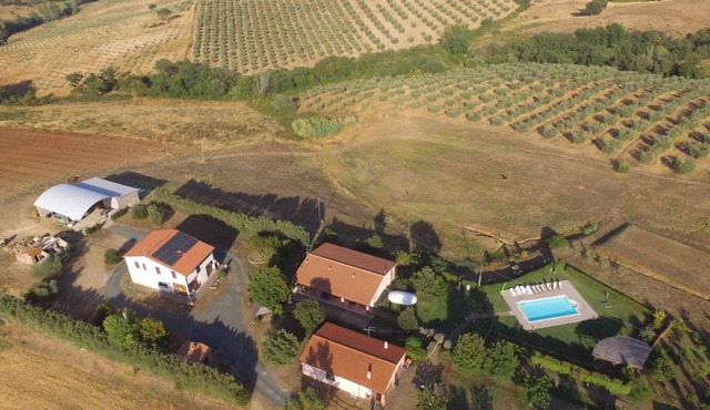 "Appartamento 4 - La Poiana" with Pool, Garden & Wi-Fi