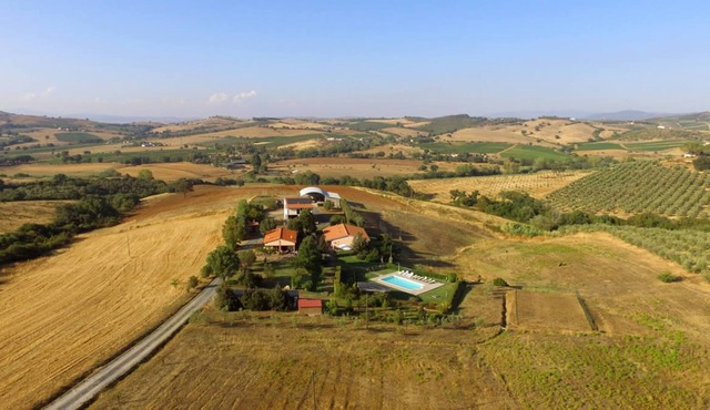 "Appartamento 5 - La Poiana" with Pool, Terrace & Wi-Fi