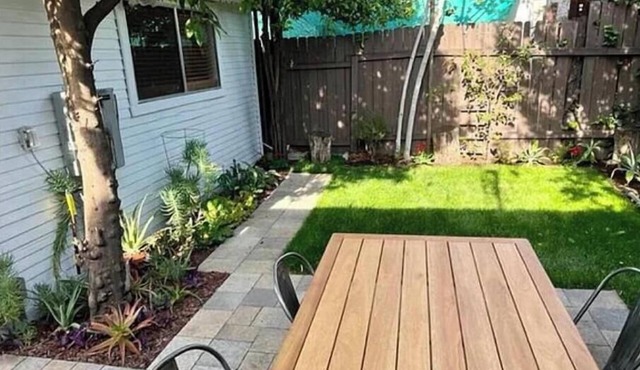 Atwater Village a Quiet Getaway- Stocked with Parking a Backyard and Laundry.