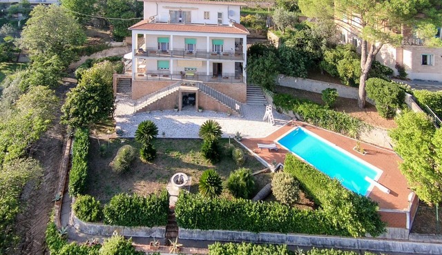 Awesome home in Valvori with private swimming pool, can be inside or outside
