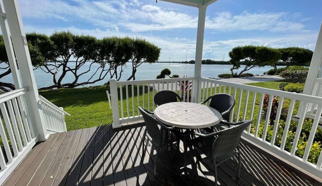 Beachfront Villa - Duck Key