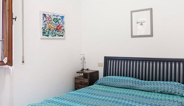 Beautiful villa for 6 people with TV, patio and pets allowed