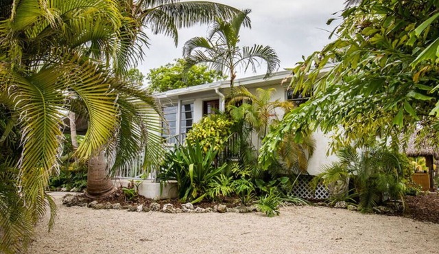 Beautiful 2 Bedroom Pool Home On Big Pine Key