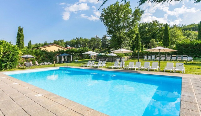 Beautiful apartment with private pool, WIFI, TV, patio, pets allowed and panoramic view