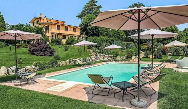 Beautiful apartment in Capranica VT with WiFi