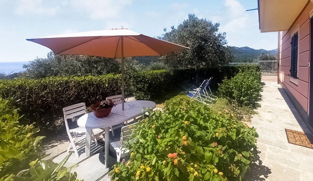 Beautiful apartment in Recco with house sea view