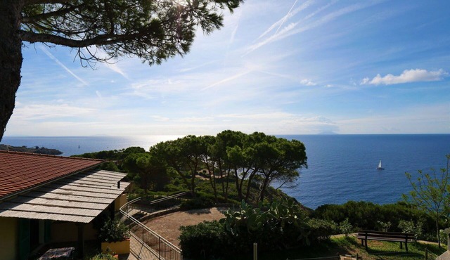 Beautiful apartment for 4 guests with WIFI, TV and terrace
