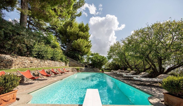 Beautiful private villa with WIFI, private pool, A/C, TV, terrace, panoramic view and parking