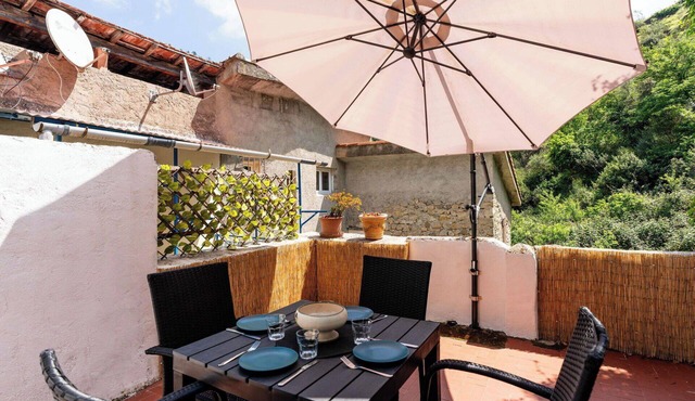 Beautiful private villa for 4 people with WIFI, terrace and pets allowed