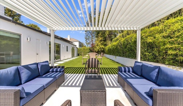Bel Air Park,24-Hour Guard & Security, Patrol, Cul-De-Sac, Pool, Spa & More