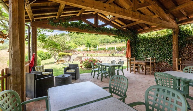Belvilla by OYO Holiday Home in Assisi with Pool