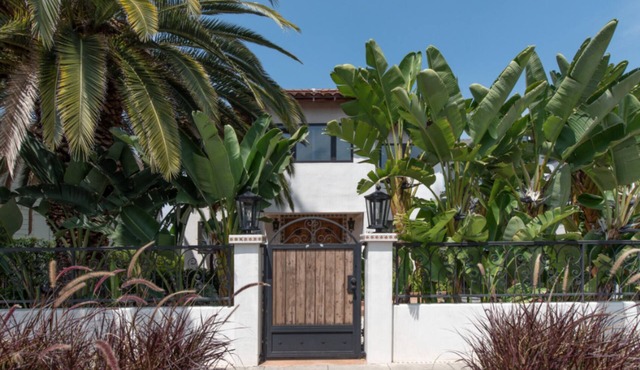 Best Location in L.A. - Postcard Views!