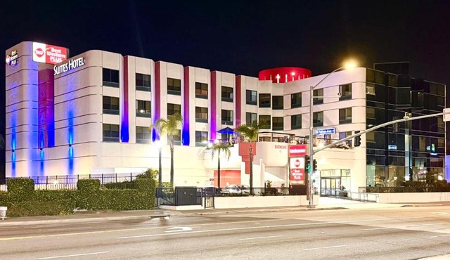 Best Western Plus Suites Hotel - LAX Airport LA Stadium