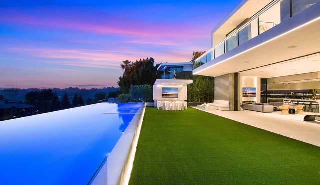 Beverly Hills Dream View Estate