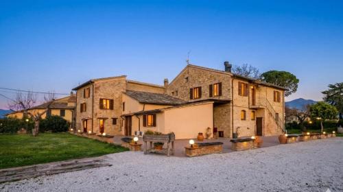 BORGO LE MIMOSE Private Estate in Umbria with Pool and Restaurant