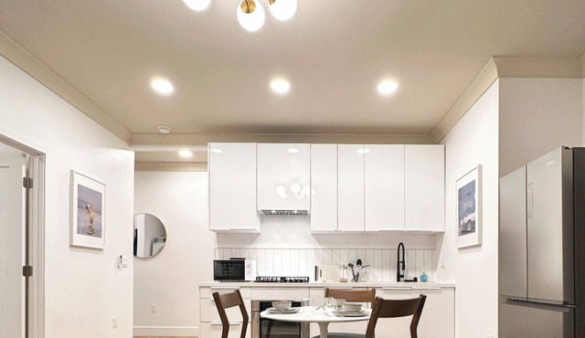 Brand-New Stylish 2BR 1 BATH by The Grove & Beverly Hills