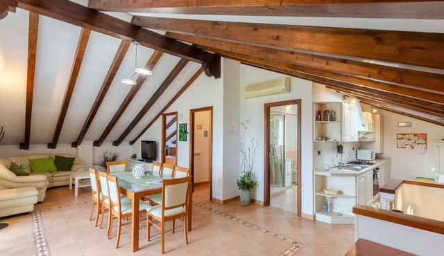 Ca du Pescou Charming attic in San Massimo