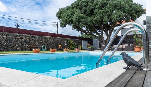 Casa da Arvore Villa by Green Vacations