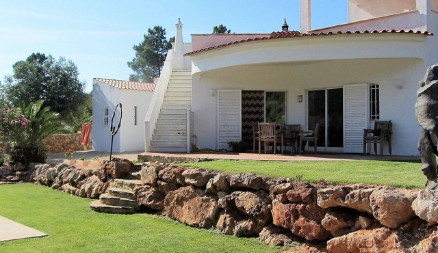 Casa Vale Vinagre, schöne Villa in der Natur by Interhome