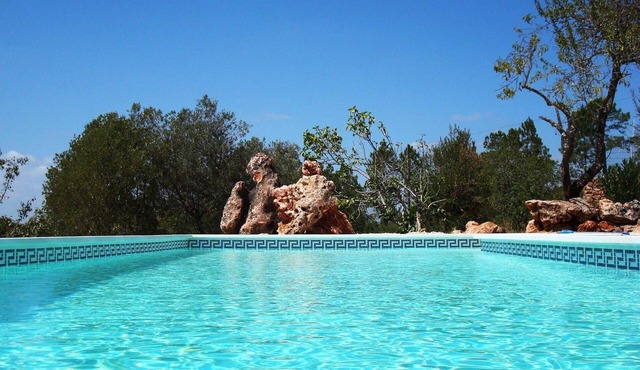 Casa Vale Vinagre 8P with pool in a beautifull natural setting