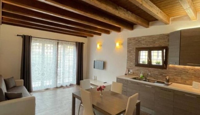 Casa Rosa cozy apartment within walking distance of the Vatican.