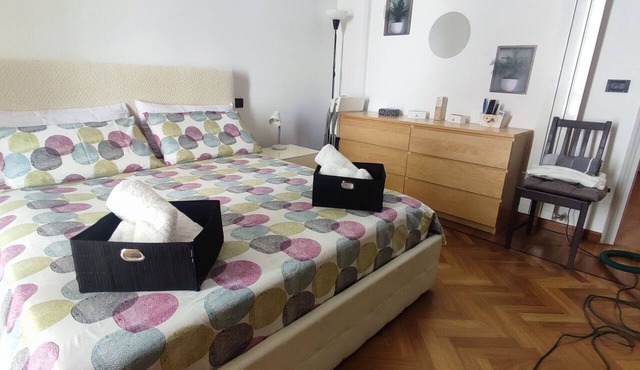 Casa Vitto: cozy apartment, A/C, Wi-Fi, train station, airport