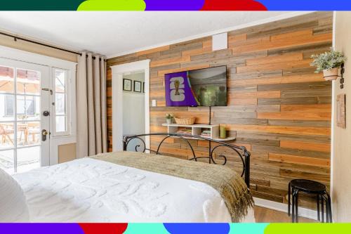 Casita Gundry- Boutique Hideaway, LA's World Cup Home Base