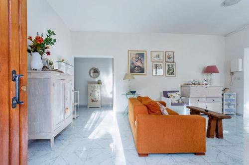 Charming apartment in Tollo, garden