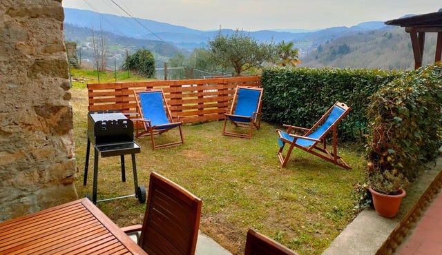 Cheerful holiday home in Poggio with private garden