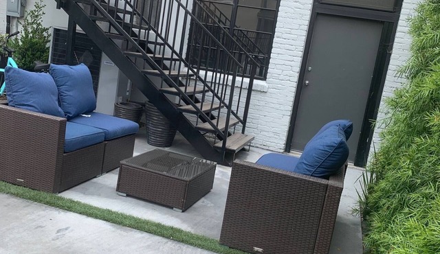 Chic Downtown LA Live adjacent Private room & Bath
