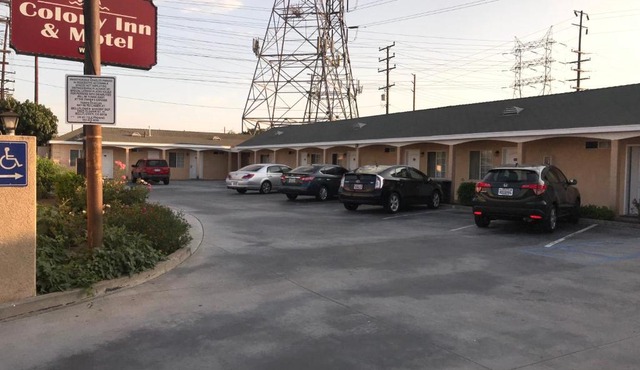 Colony Inn Motel