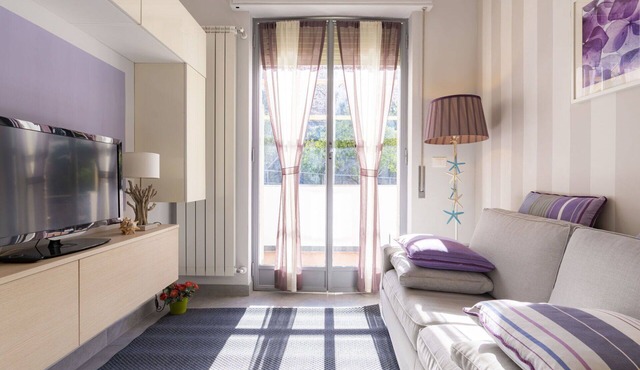 Cosy apartment for 3 people with A/C, WIFI, TV and balcony