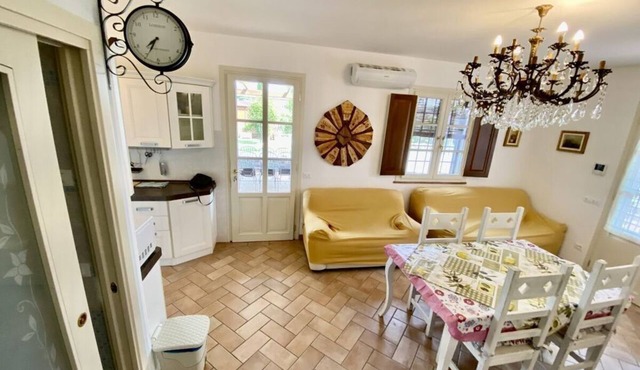 Cosy apartment in castagneto carducci
