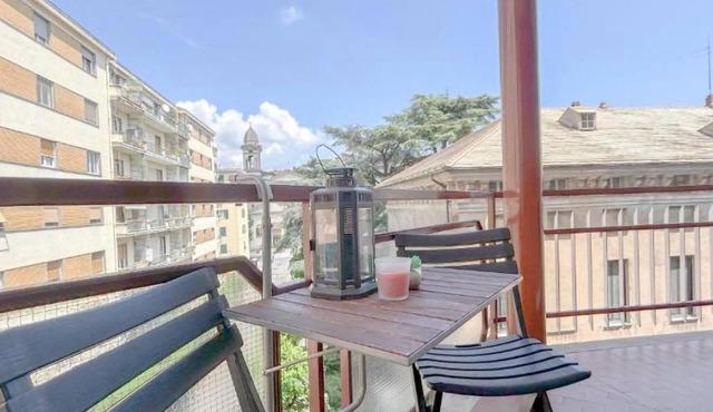 Cozy apartment in Savona with WiFi