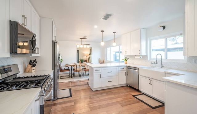 Cozy Home in Highland Park with Amazing Views 13 Mins from Downtown Los Angeles