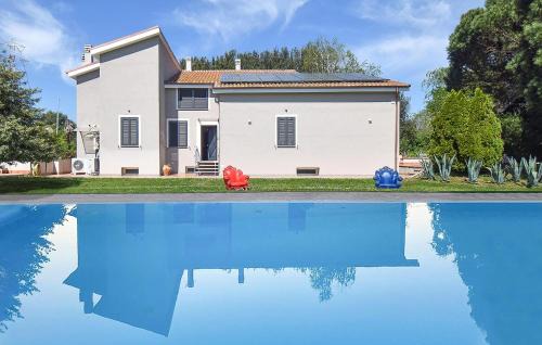 Cozy Home In Monterosi With Swimming Pool
