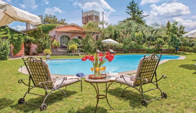 Cozy home in Morlupo RM with private swimming pool, can be inside or outside