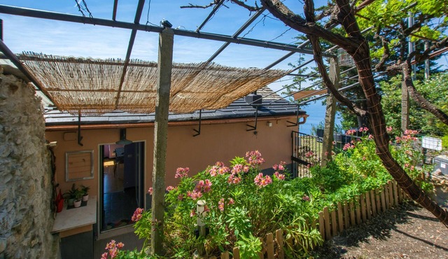 Cozy home in Pieve Ligure with WiFi